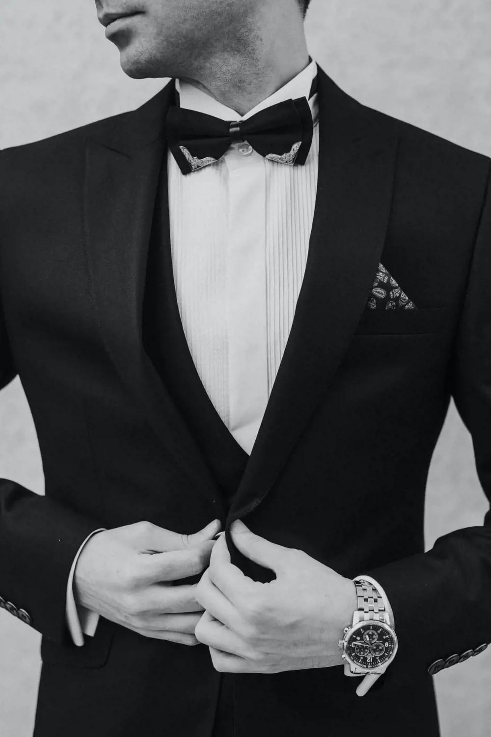 The Difference Between Tuxedos &amp; Suits Image